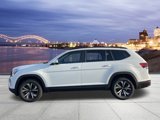 New 2025 Volkswagen Atlas SE image 2