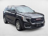 Used 2022 GMC Terrain SLE w/ Driver Convenience Package image 3