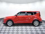 Used 2022 Kia Soul LX w/ Technology Package image 2