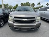 Used 2011 Chevrolet Suburban LS image 3