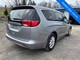 Used 2021 Chrysler Voyager LX image 5