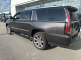 Used 2017 Cadillac Escalade ESV Premium Luxury image 2