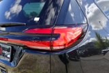 New 2025 Chrysler Pacifica Limited w/ Uconnect Theater Family Group image 5