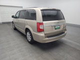 Used 2015 Chrysler Town & Country Touring image 5