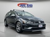 Used 2017 Volkswagen Golf Alltrack SEL image 2