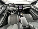 Used 2024 Jeep Grand Cherokee L Laredo image 2