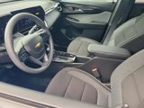Used 2025 Chevrolet TrailBlazer LT w/ Driver Confidence Package image 3