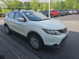 Used 2019 Nissan Rogue Sport S image 2