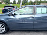 Used 2018 Toyota Corolla LE image 3