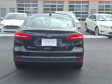 Used 2018 Ford Focus SE w/ SE Appearance Package image 5