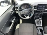 Used 2023 Hyundai Venue SE image 4