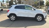 Used 2020 Chevrolet Trax LT w/ LT Convenience Package image 2