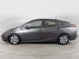 Used 2017 Toyota Prius Four image 2