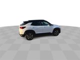 Used 2023 Chevrolet TrailBlazer RS w/ Convenience Package image 2