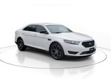 Used 2013 Ford Taurus SHO image 2