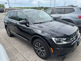 Used 2020 Volkswagen Tiguan SE w/ Panoramic Sunroof Package image 2