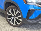 Used 2022 Volkswagen Taos SE image 3