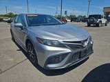 Used 2022 Toyota Camry SE image 3