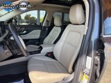 Used 2025 Lincoln Corsair Reserve image 3