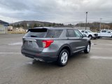 Used 2022 Ford Explorer XLT w/ Equipment Group 202A image 5