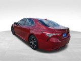 Used 2020 Toyota Camry SE image 3