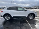 Used 2022 Ford Escape SE w/ Convenience Package image 3