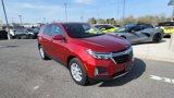 Used 2023 Chevrolet Equinox LT image 2