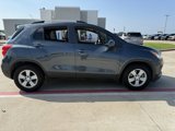 Used 2022 Chevrolet Trax LT w/ LT Convenience Package image 2