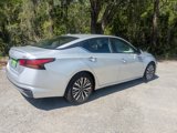 Used 2023 Nissan Altima 2.5 SV image 3