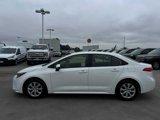 Used 2022 Toyota Corolla LE image 2