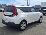 Used 2022 Kia Soul LX image 4