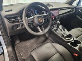 Used 2025 Porsche Macan image 4