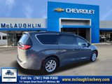 Used 2021 Chrysler Pacifica Touring-L image 3