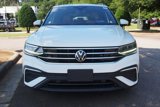 Used 2022 Volkswagen Tiguan SE image 2
