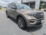 Used 2021 Ford Explorer XLT w/ Equipment Group 202A image 2