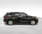 Used 2023 Toyota Highlander L image 4