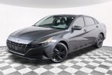 Used 2021 Hyundai Elantra SEL image 2