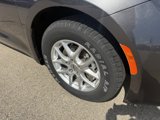 Used 2023 Chrysler Voyager LX image 3