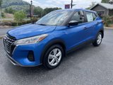 New 2025 Nissan Kicks Play S image 3