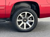 Used 2013 Chevrolet Suburban LT image 2