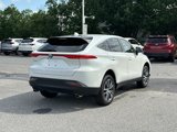 Used 2024 Toyota Venza LE image 4