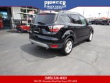 Used 2017 Ford Escape SE w/ Equipment Group 201A image 4