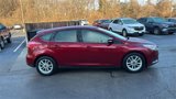 Used 2015 Ford Focus SE w/ Reverse Sensing Package image 4
