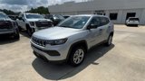 Used 2024 Jeep Compass Sport image 4
