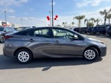Used 2021 Toyota Prius LE image 4