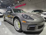 Used 2018 Porsche Panamera 4 image 2