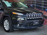 Used 2015 Jeep Cherokee Latitude image 2