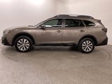 Used 2022 Subaru Outback Premium image 2