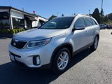 Used 2015 Kia Sorento LX image 2