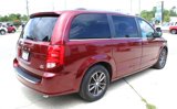 Used 2017 Dodge Grand Caravan SXT image 5